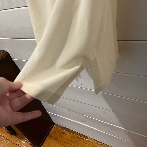 CLUB MONACO SILK BEIGE TANK TOP – SIZE M - Picture 6 of 9